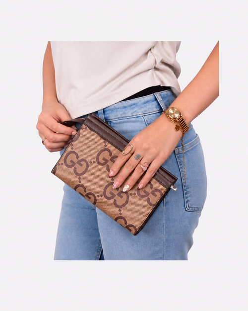 Gucci Clutch Set ✨